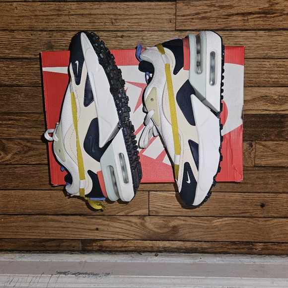 Nike Air Max Furyosa Women's Sneakers Or Mens, - Picture 5 of 9